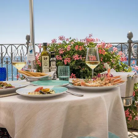 Imperiale Palace Szálloda 5*