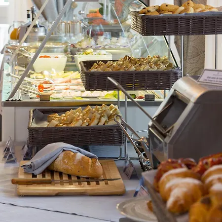 酒店 尹朋里阿雷皇宫酒店 5*