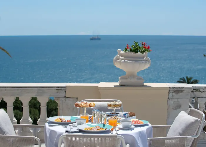 إمبريال بالاس فندق